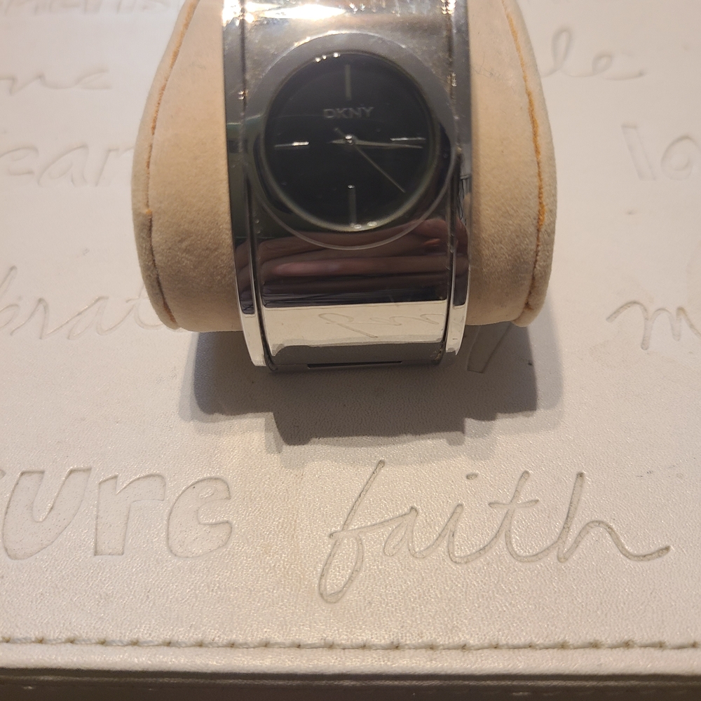 DKNY Black and Silver Men's Watch